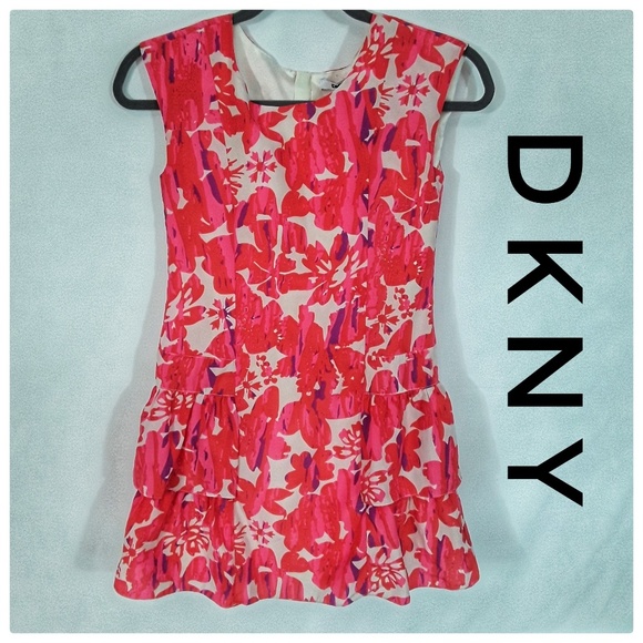 Dkny Tops - DKNY lined floral top